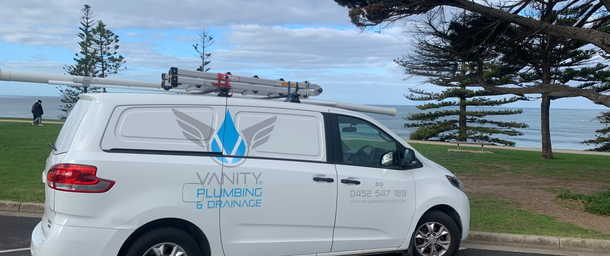 Vanity plumbing